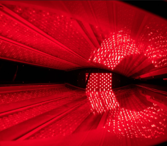 Red light therapy device for regenerative healing